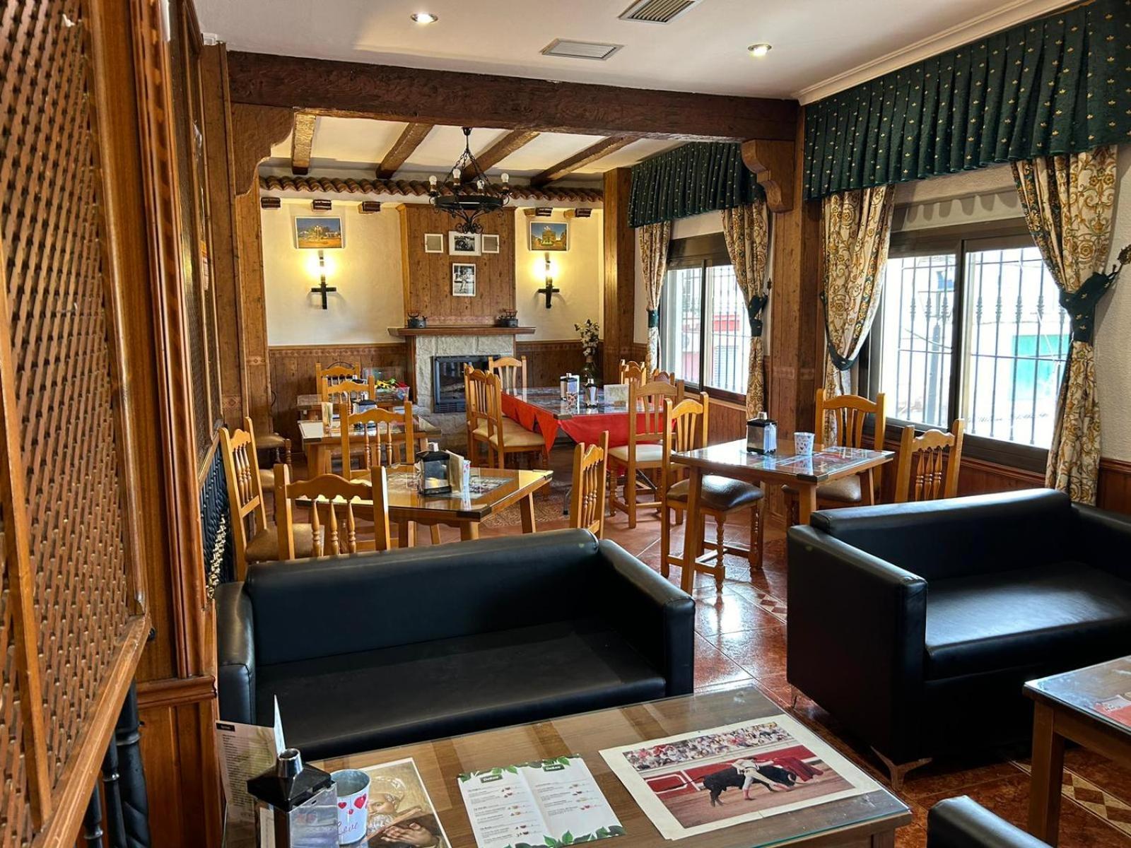 Hostal Restaurante La Noria Arquillos Buitenkant foto